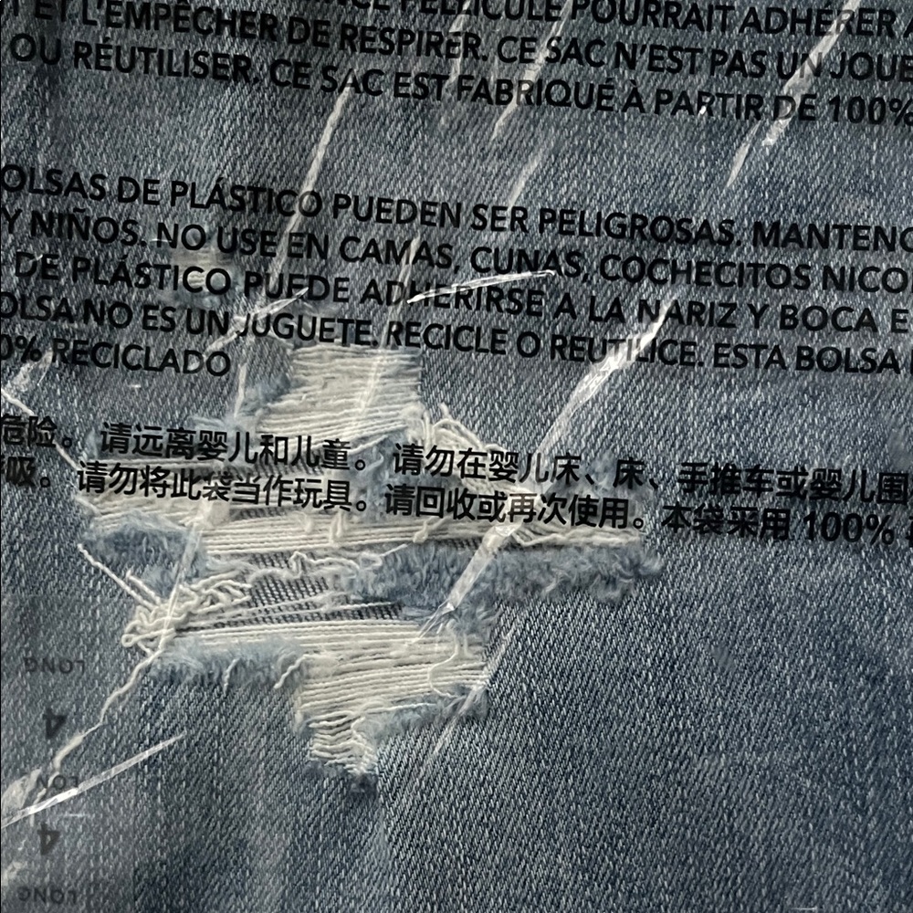 American Eagle Blue Jeans (size 4 long) - Picture 4 of 5